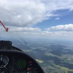 Verortung via Georeferenzierung der Kamera: Aufgenommen in der Nähe von Eichstätt, Deutschland in 2100 Meter
